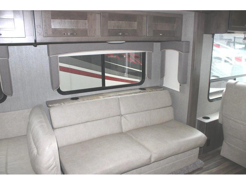 2020 Nexus Rv Evoque 35e alt