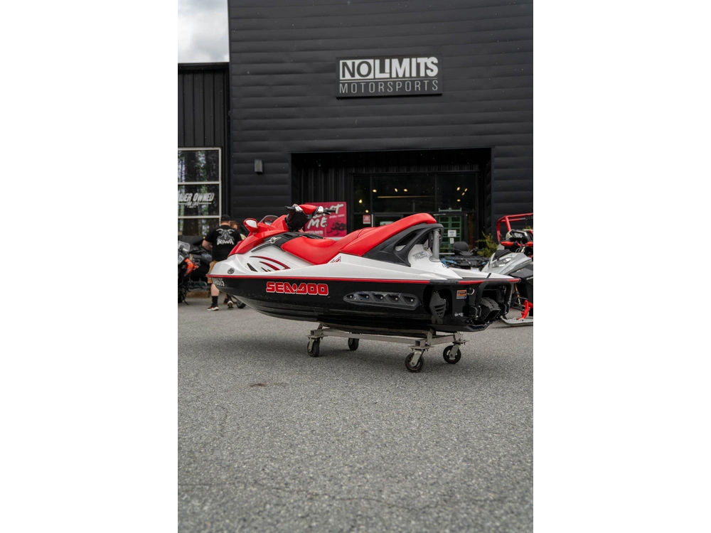 2006 Sea-doo Wake 150 - Red/white alt