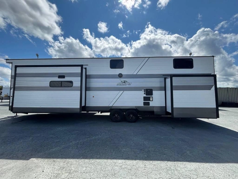 Jayco Jay Flight Bungalow 401loft 2027 alt