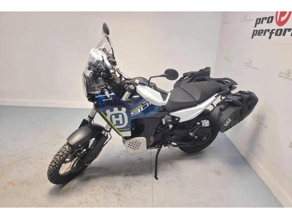 Husqvarna Norden 901 Exp. 2024 alt
