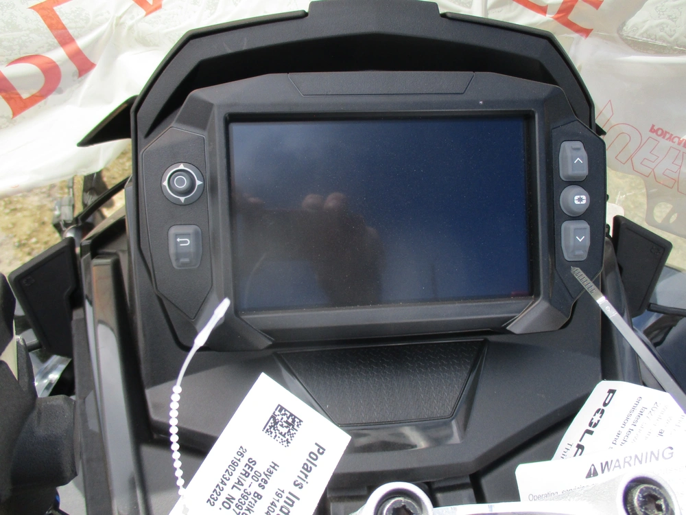 2027 Polaris Sno-27 650 Indyadv137 1.35 Blk alt