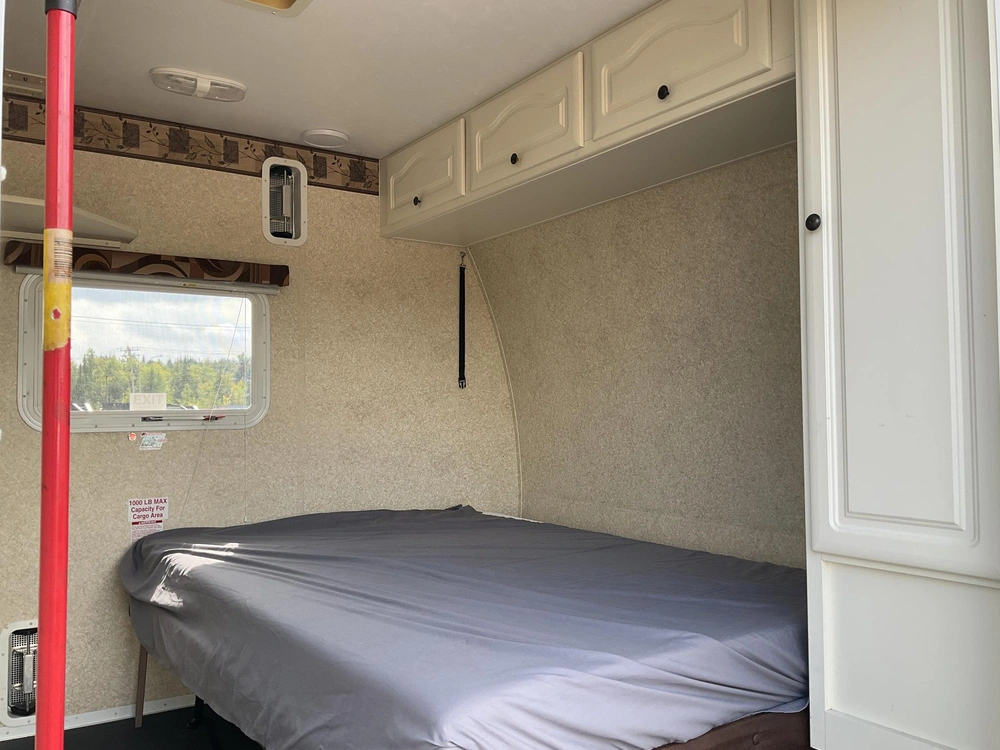 2008 Keystone Rv Outback 23krs alt