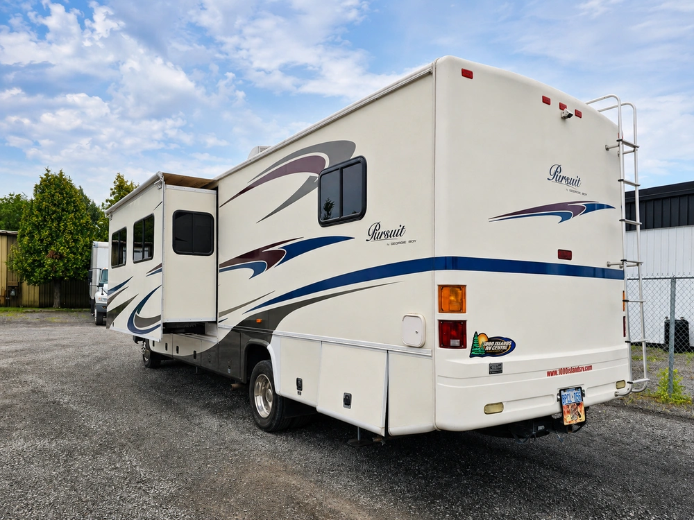 2006 Georgie Boy Pursuit alt