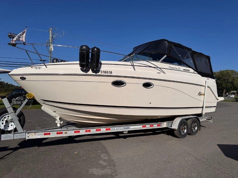 Rinker Boat Co Fiesta Vee 270 2003 alt