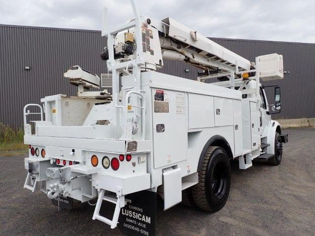 Freightliner M2106 2010