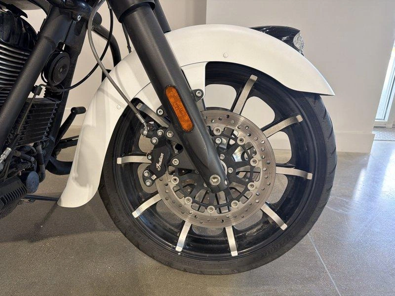 2019 Indian Motorcycle Chieftain Dark Horse alt