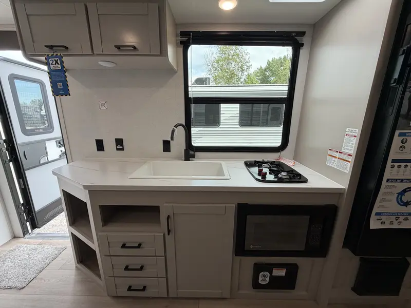 2027 Jayco JAY FLIGHT SLX - SPORT EDITION 270BHS
