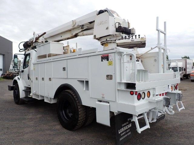 Freightliner M2106 2010
