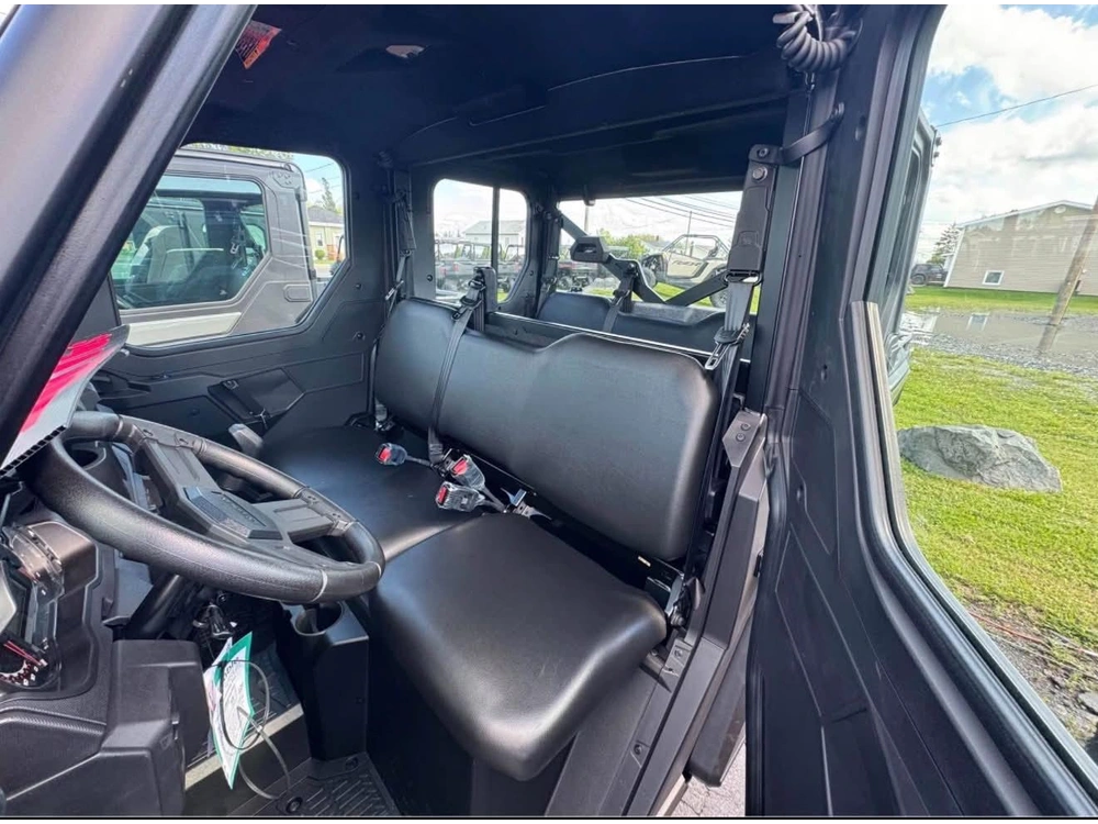 2027 Polaris Ranger 1000 Xp Cab Crew Avalanche Gray alt