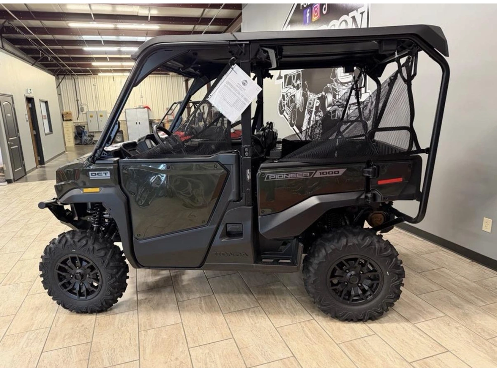 2026 Honda Pioneer 1000-5 Deluxe