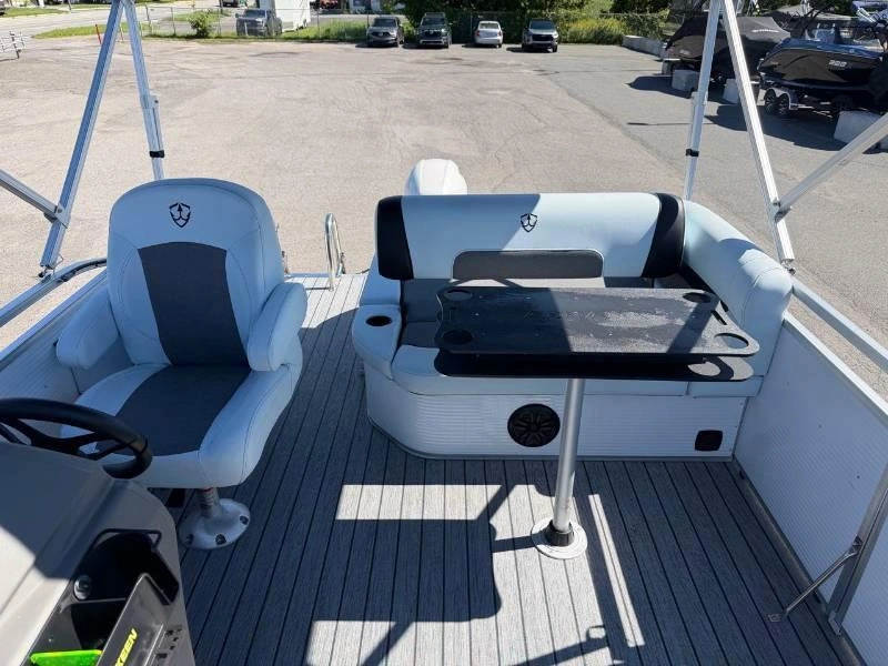 Armada Saphir 19sb / Yamaha F90 2026 alt
