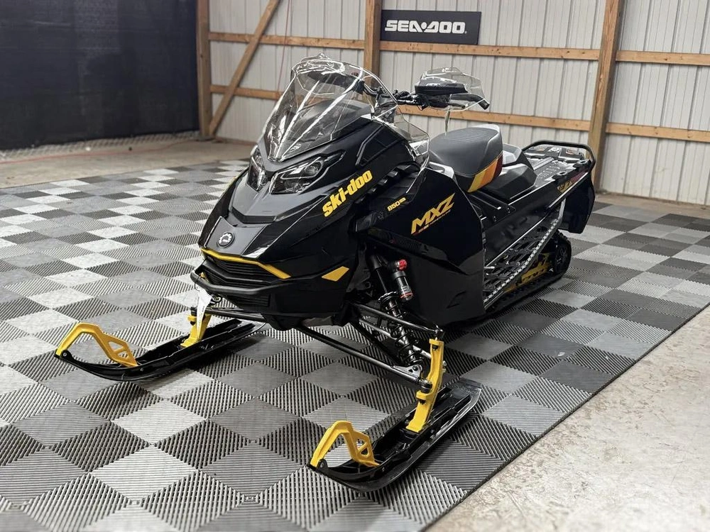 2027 Ski-doo Mxz Blizzard 850 137 1.2 Ice Ripper alt
