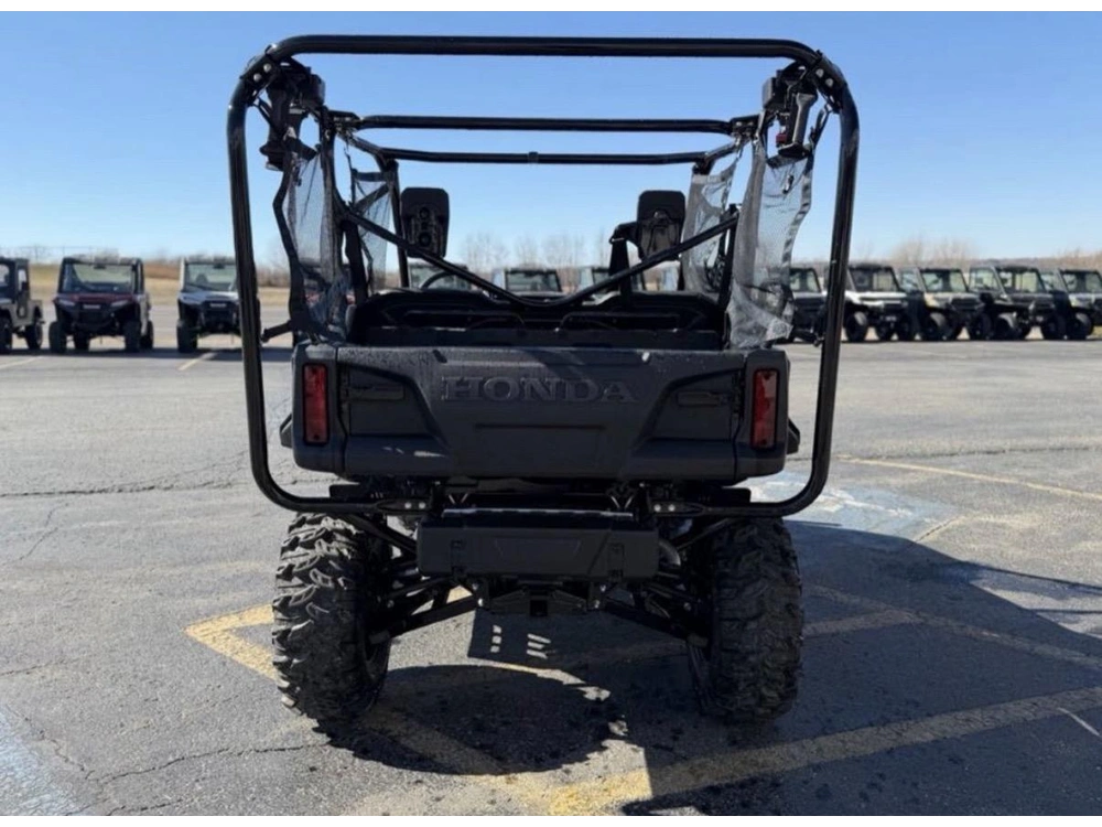 2025 Honda Pioneer 1000-5 Deluxe