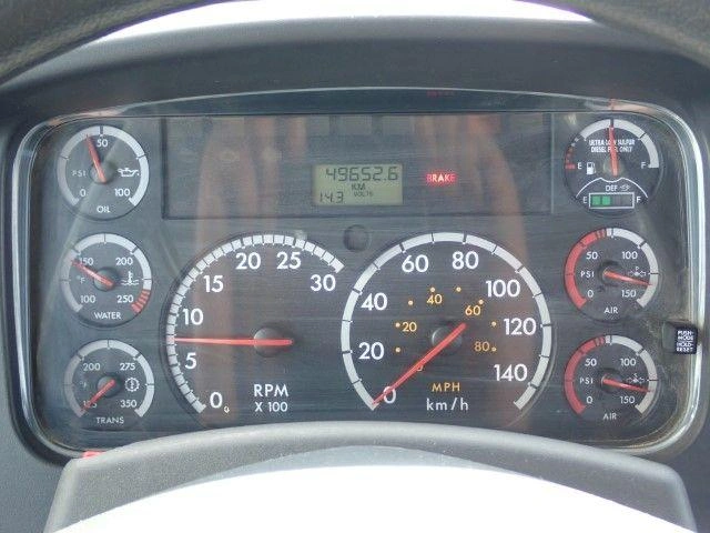 Freightliner 114sd 2013