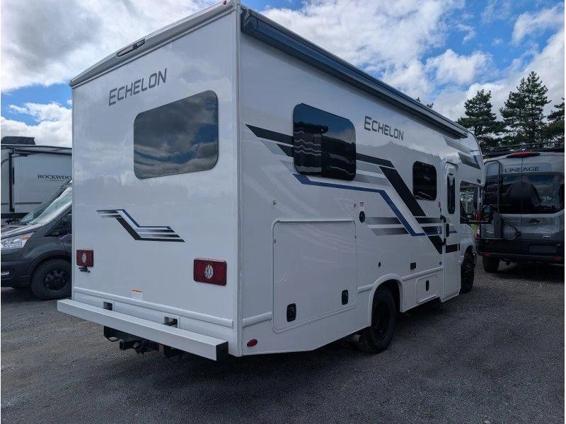 Thor Motor Coach Echelon Lc21 2027 alt