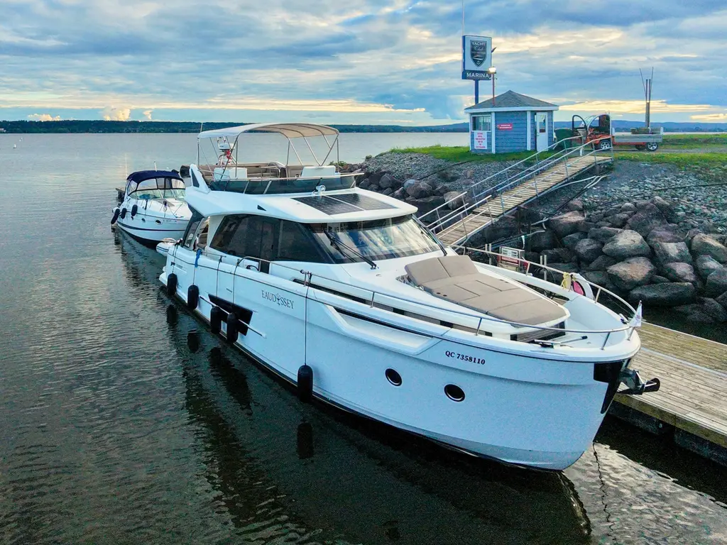 Greenline Hybrid 45 2010