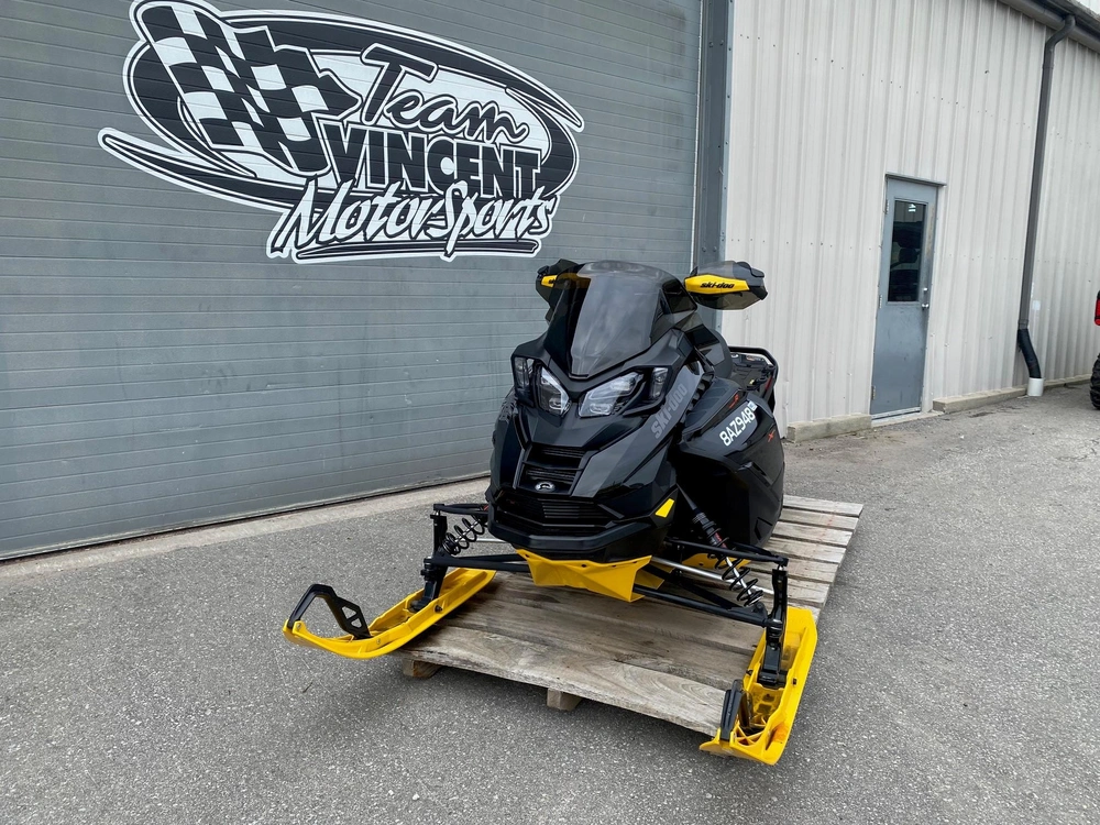 2026 Ski-doo Renegade X 900 Turbo R alt