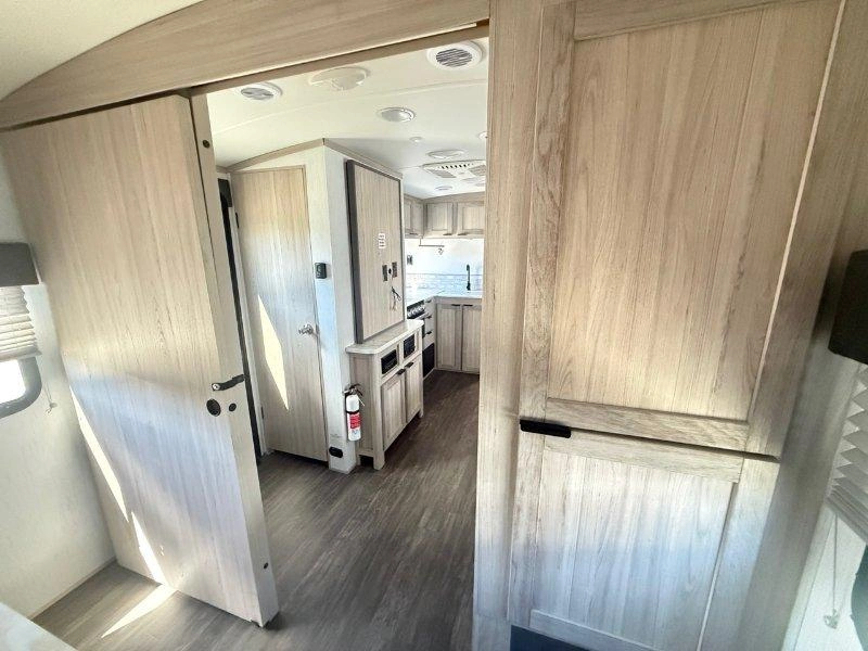 2022 Cruiser Rv Shadow Cruiser 239rbs