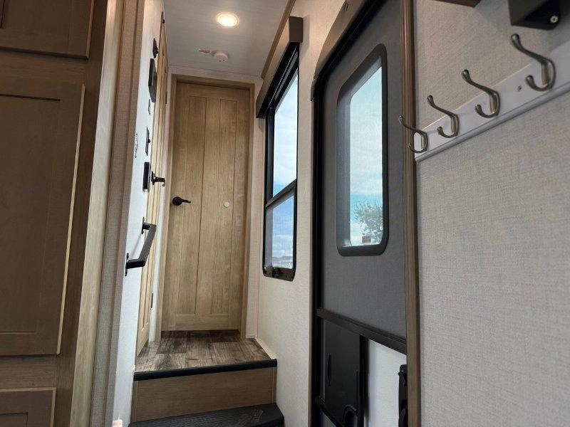Keystone Rv Raptor 362 2023 alt
