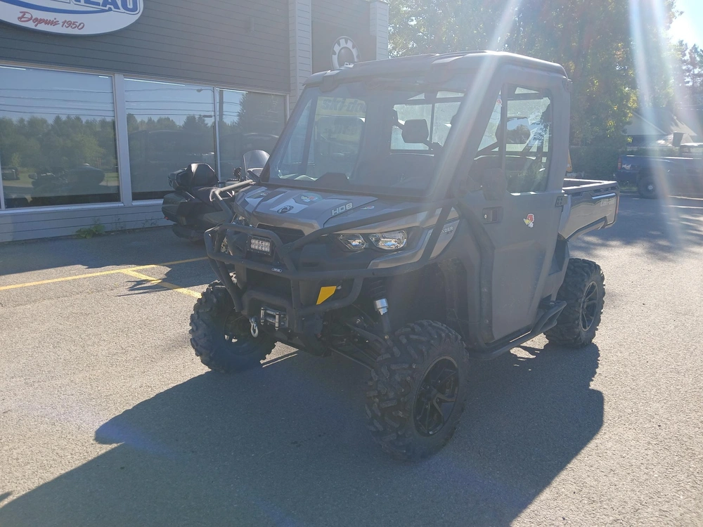 Can-am Def Xt Cab Hd8 2018 alt