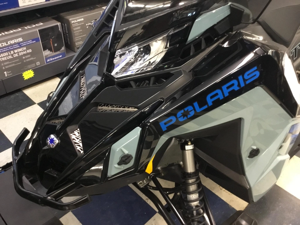 2026 Polaris 850 Titan Adv Ultimate 155 1.8 alt