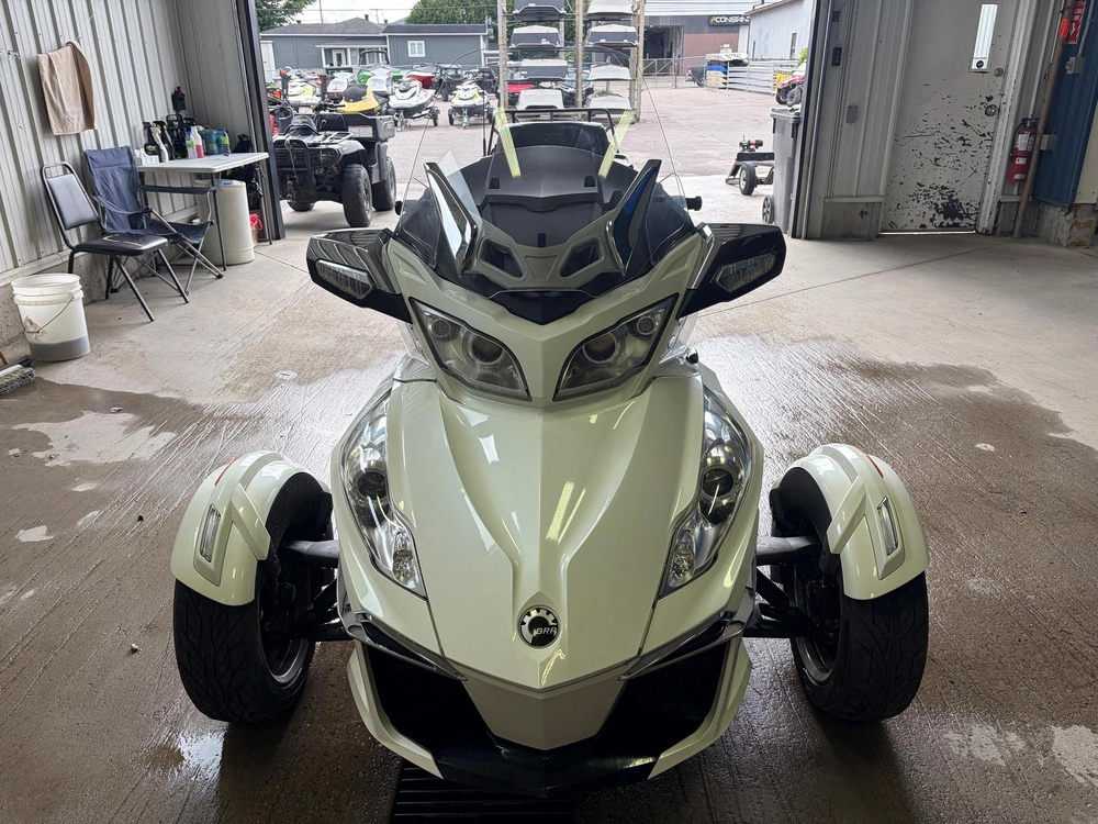 Can-am Spyder Rt Ltd 2014 alt