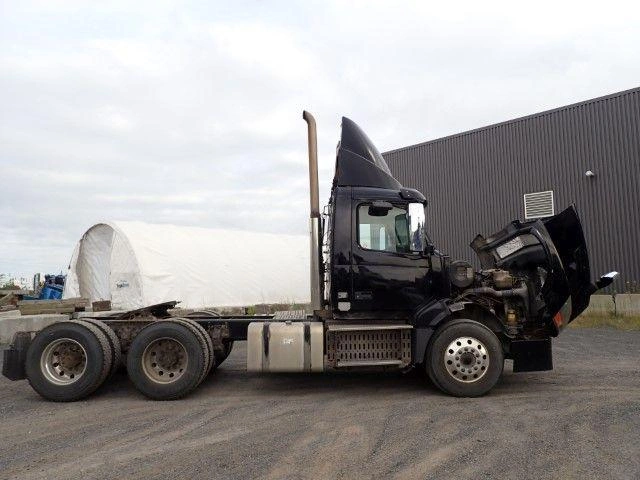 Volvo Vnl300 2013