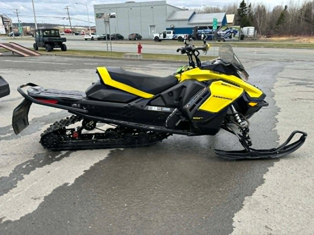 Ski-doo Renegade 900ace Turbo 2021 alt