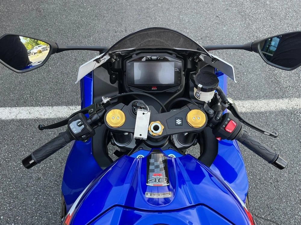 2027 Suzuki Gsx-r1000 alt