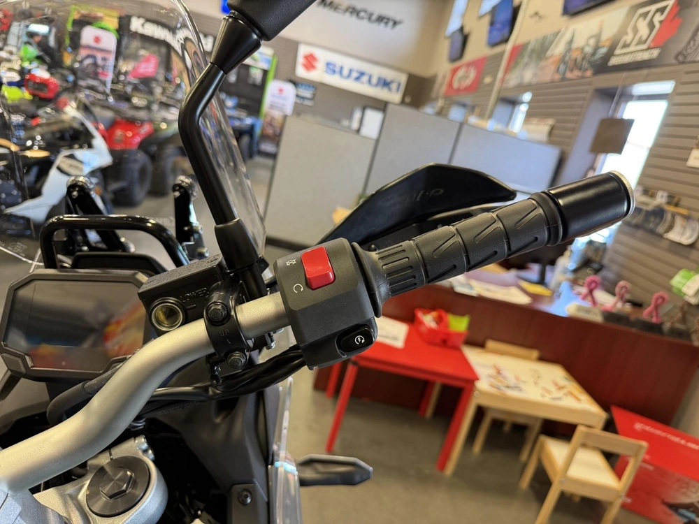 2026 Kawasaki Kle500 Se alt