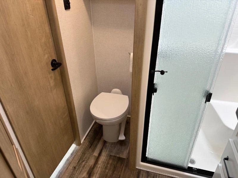 Keystone Rv Raptor 362 2023 alt