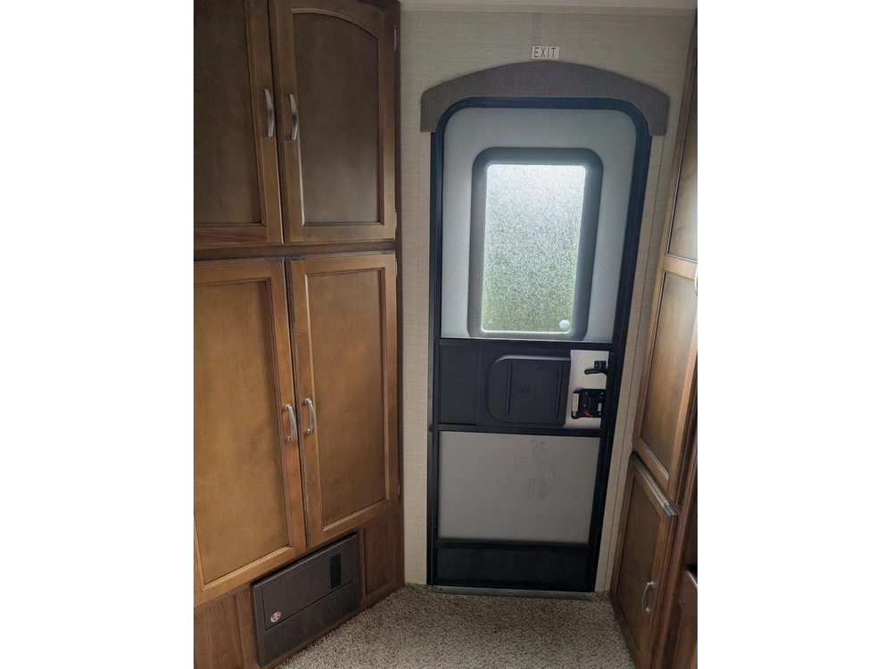 Keystone Rv Springdale 2400bh 2016 alt