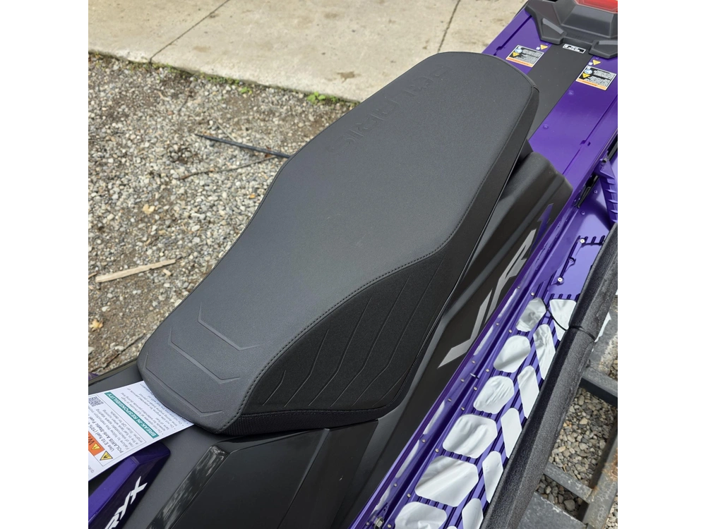 2027 Polaris 9r Indy Vr1 137 alt