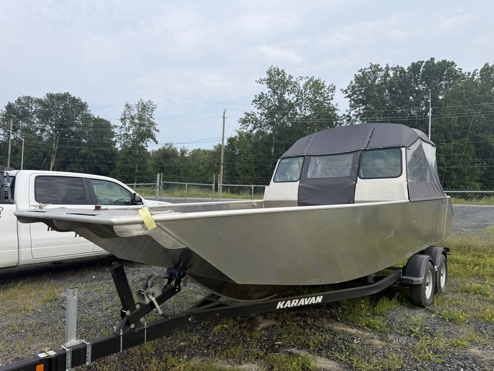 2022 Bayview Dual Console alt