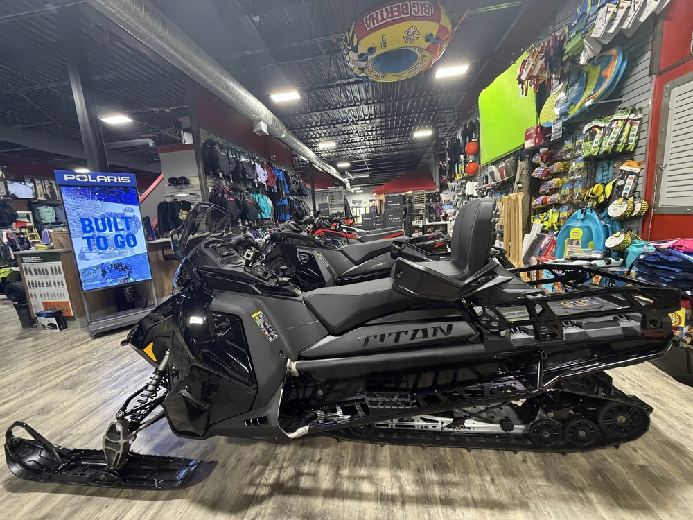 2027 Polaris Prostar Titan Adventure alt