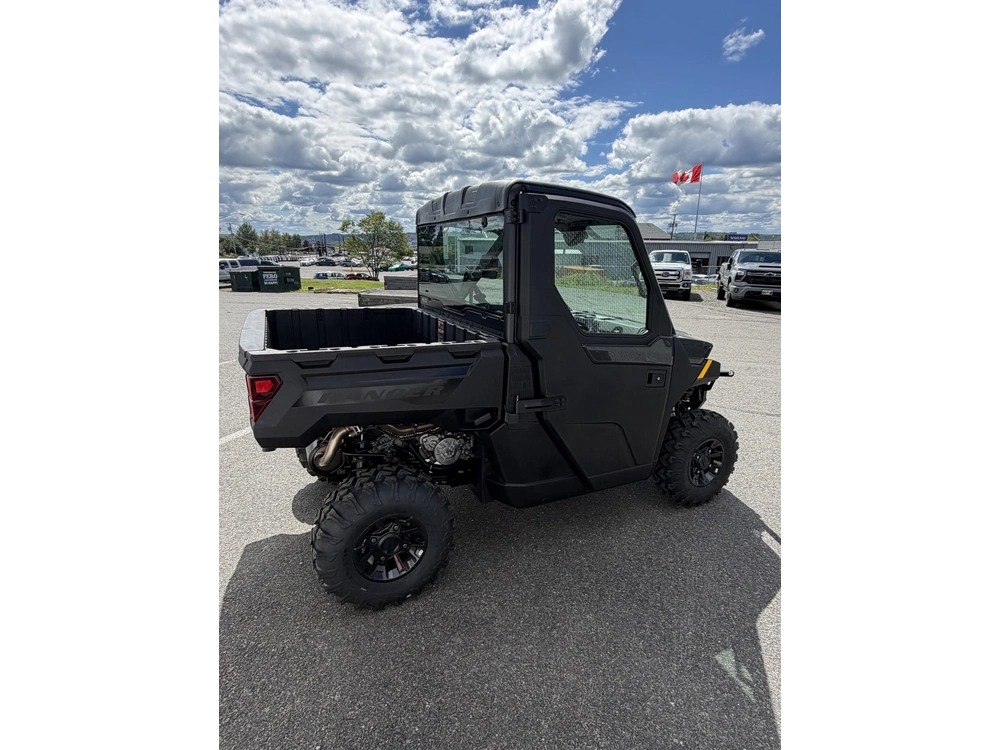 2026 Polaris Ranger® 1000 Premium Cab alt