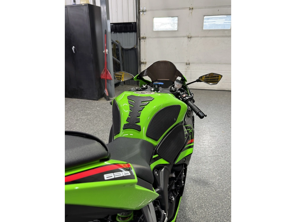 Kawasaki Zx6r 2024 alt
