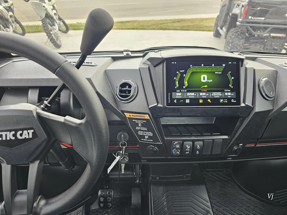 2027 Arctic Cat Prowler 800 Limited alt