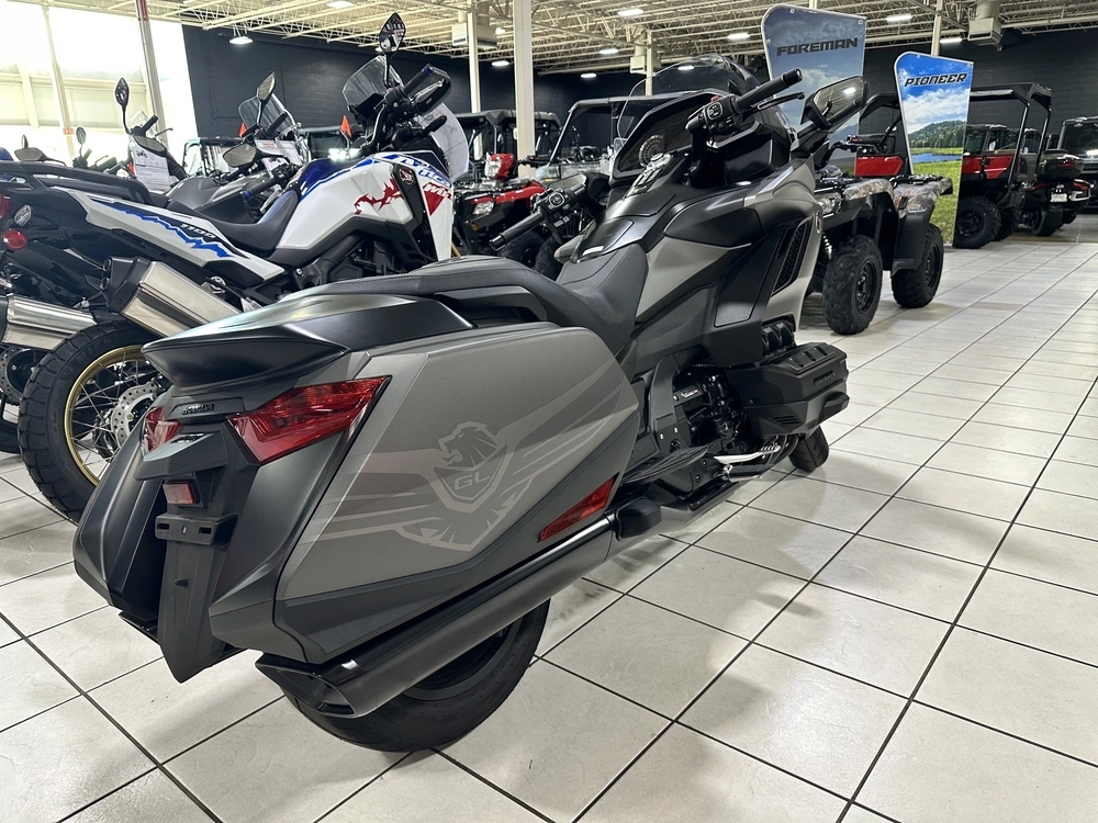 2026 Honda Goldwing Dct alt