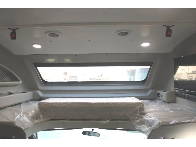 Entegra Coach Odyssey 24B 2027