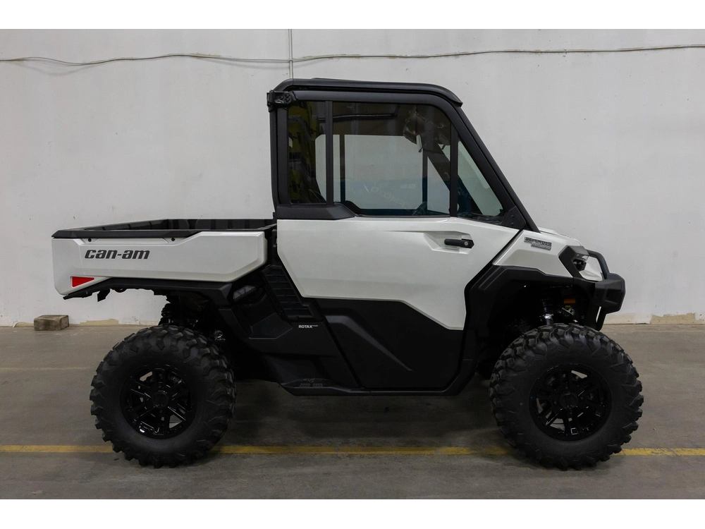 2026 Can-am Defender Limited Hd11 8jtd alt