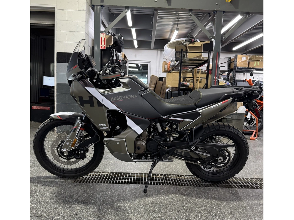 Husqvarna Norden 901 2025 alt