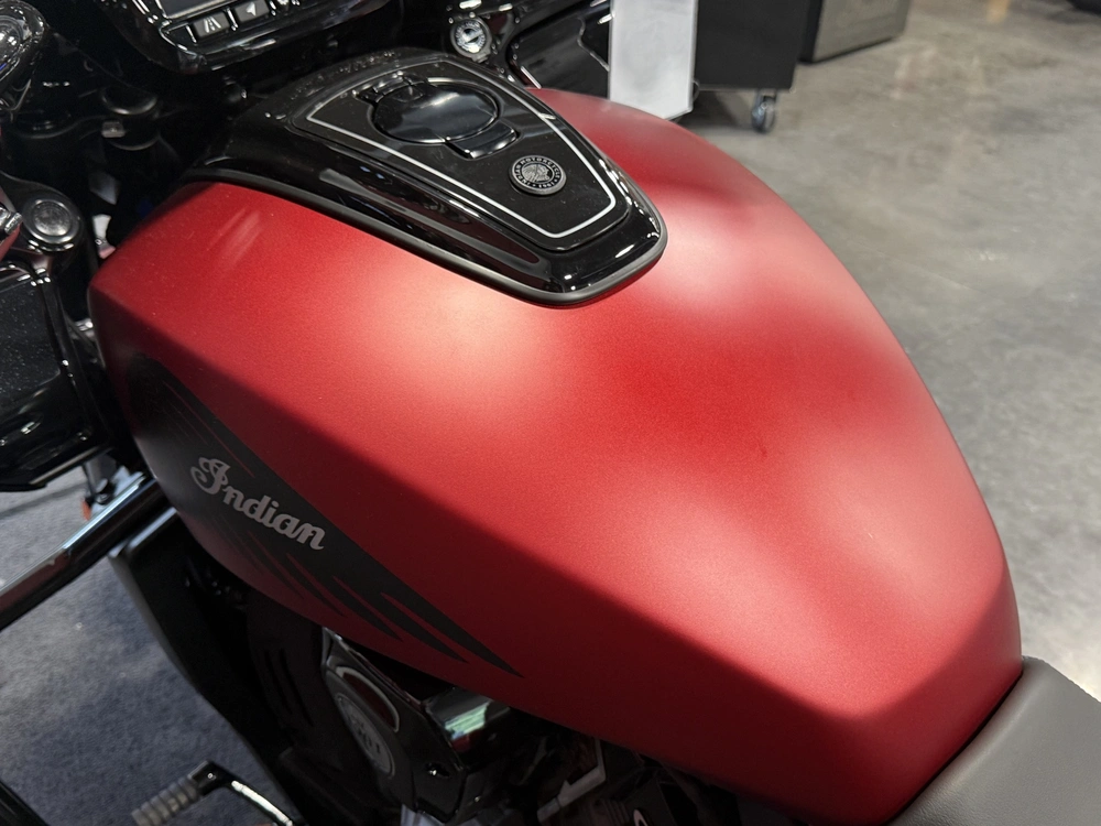 2026 Indian Motorcycle Challenger Dark Horse® alt