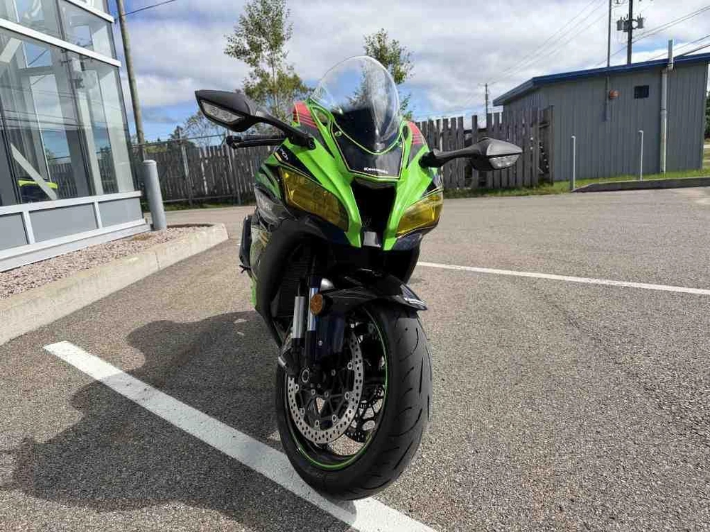Kawasaki Zx10r 2020 alt