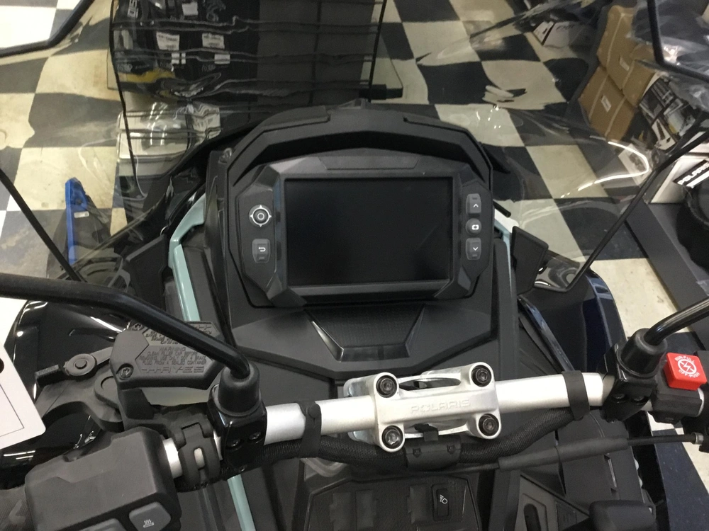 2026 Polaris 850 Titan Adv Ultimate 155 1.8 alt