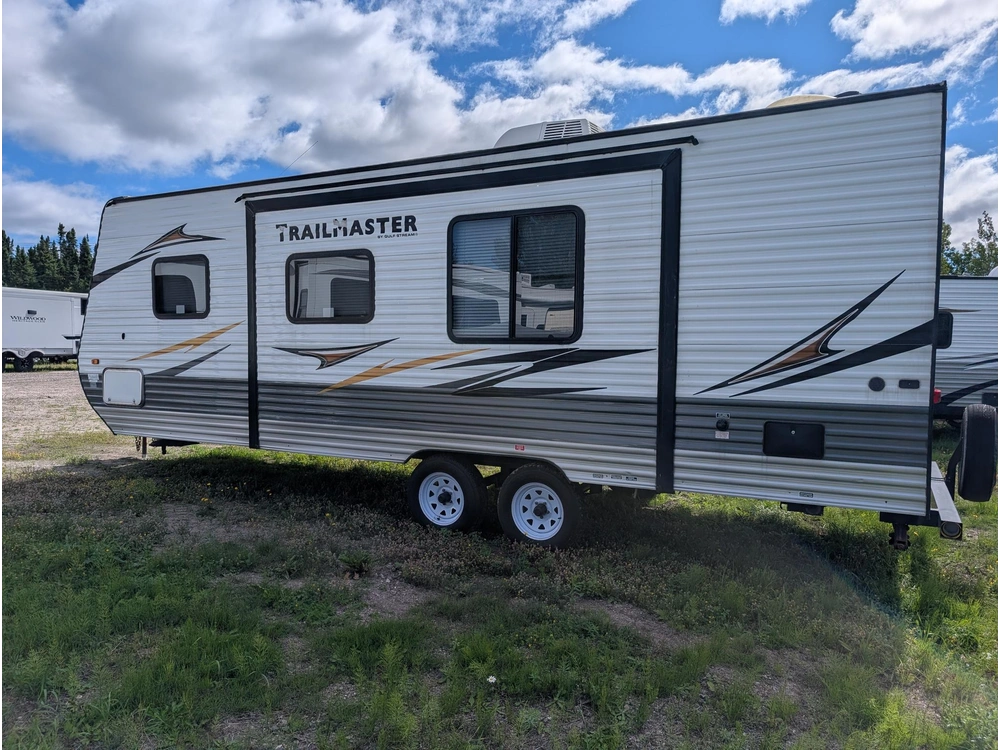 Gulf Stream Trailmaster 265bhs 2014 alt
