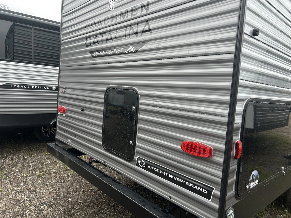 Coachmen Catalina 231bhs 2026 alt