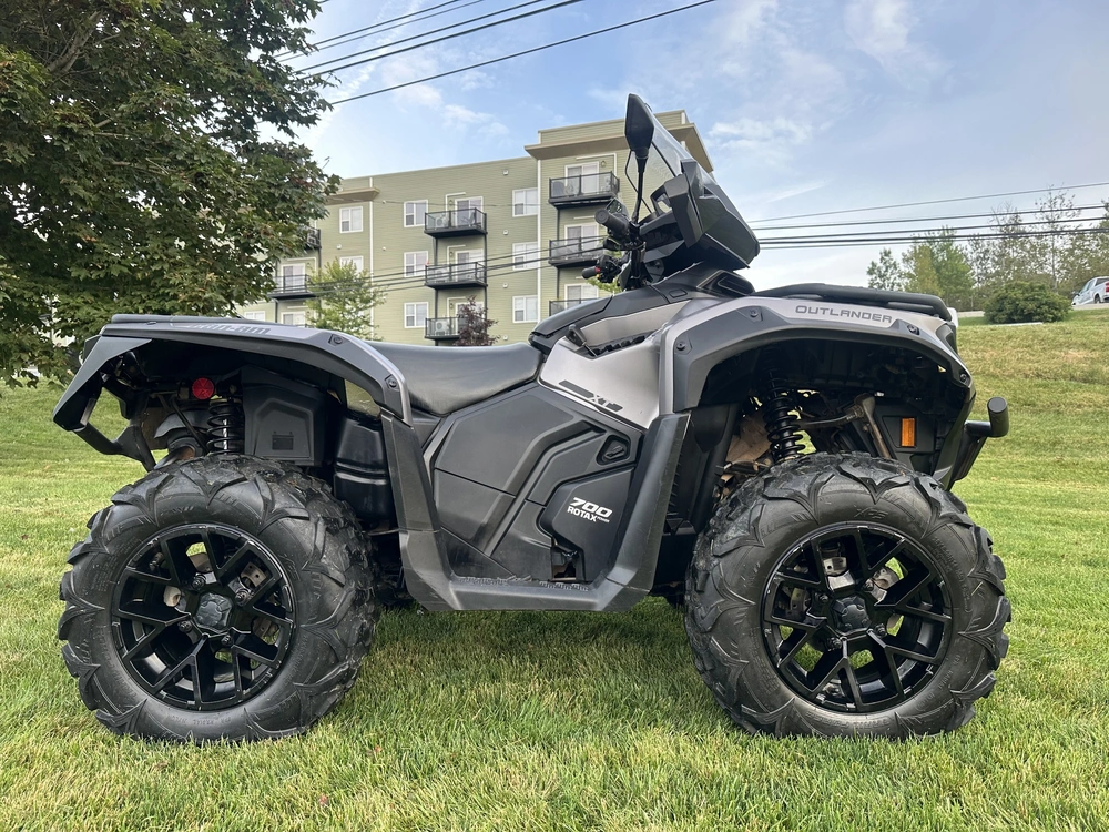 2024 Can-am Outlander Xt 700 alt