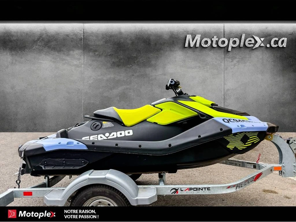 2024 Sea-doo Spark Trixx alt