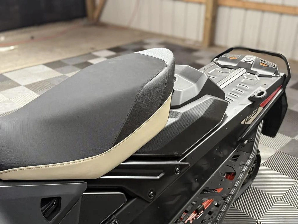 2027 Ski-doo Mxz Adrenaline 129 850 E-tec Ripsaw 1.25'' E.s. alt
